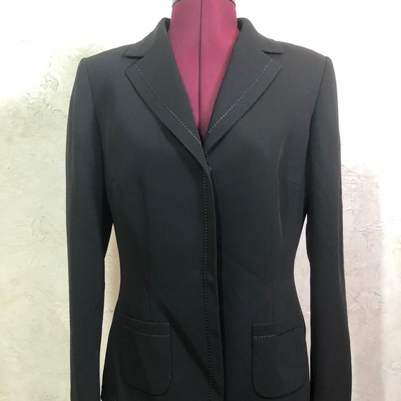 Tahari Jackets & Blazers - Tahari Blazer Sz 6